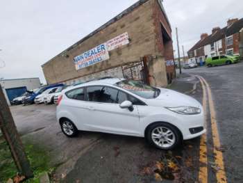 Used Ford Fiesta 2016 for sale - 73099493: Photo