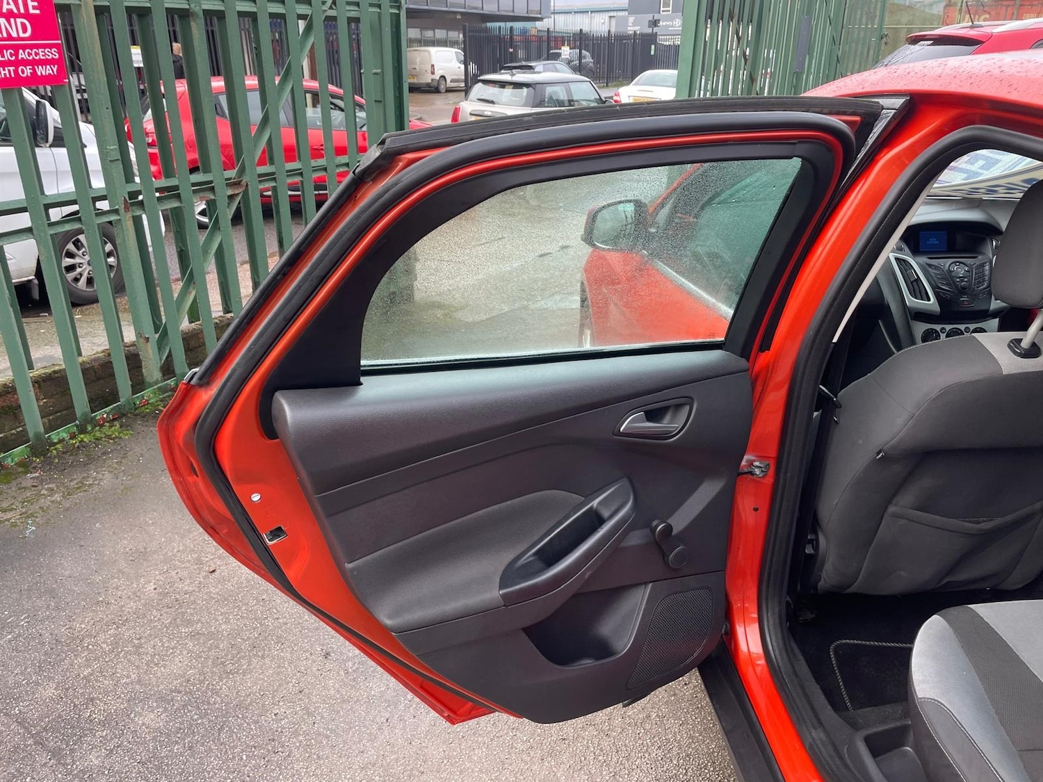 Used Ford Focus 2012 for sale - 77543476: Photo 19