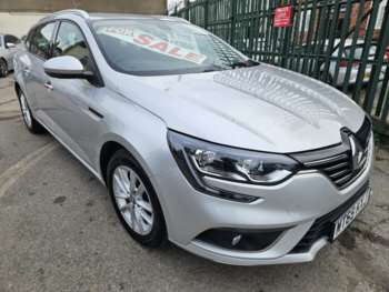 Used Renault Megane 2019 for sale - 74074070: Photo