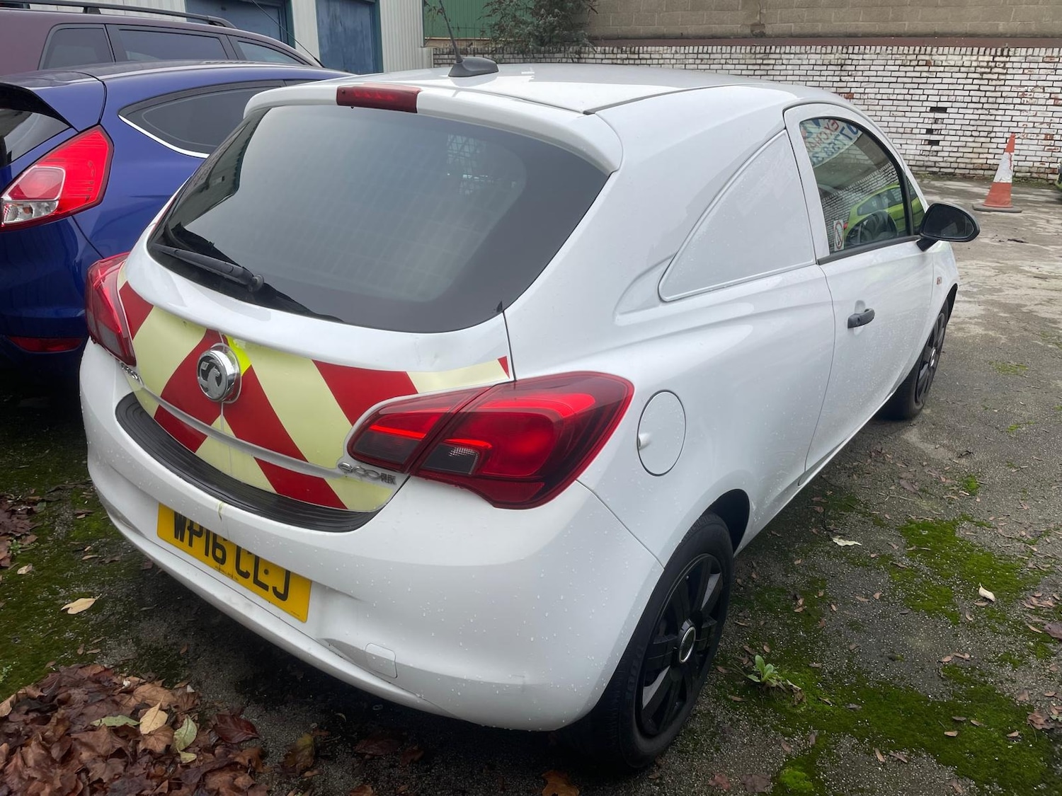 Used Vauxhall Corsa 2016 for sale - 76494235: Photo 4