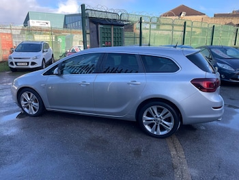 Used Vauxhall Astra 2011 for sale - 76517727: Photo