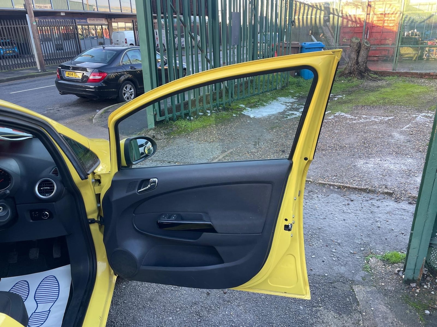 Used Vauxhall Corsa 2012 for sale - 76681558: Photo 14