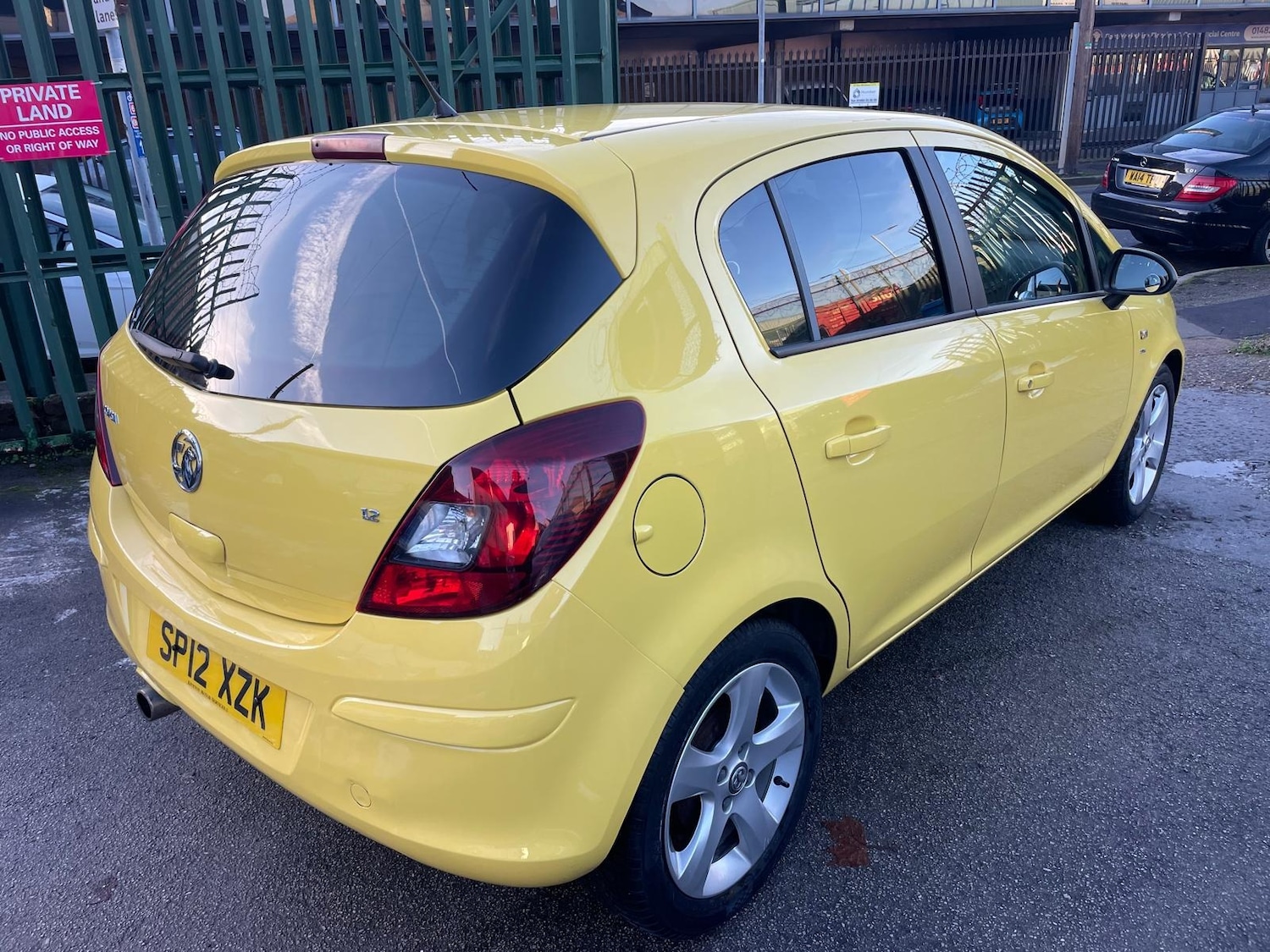 Used Vauxhall Corsa 2012 for sale - 76681558: Photo 4