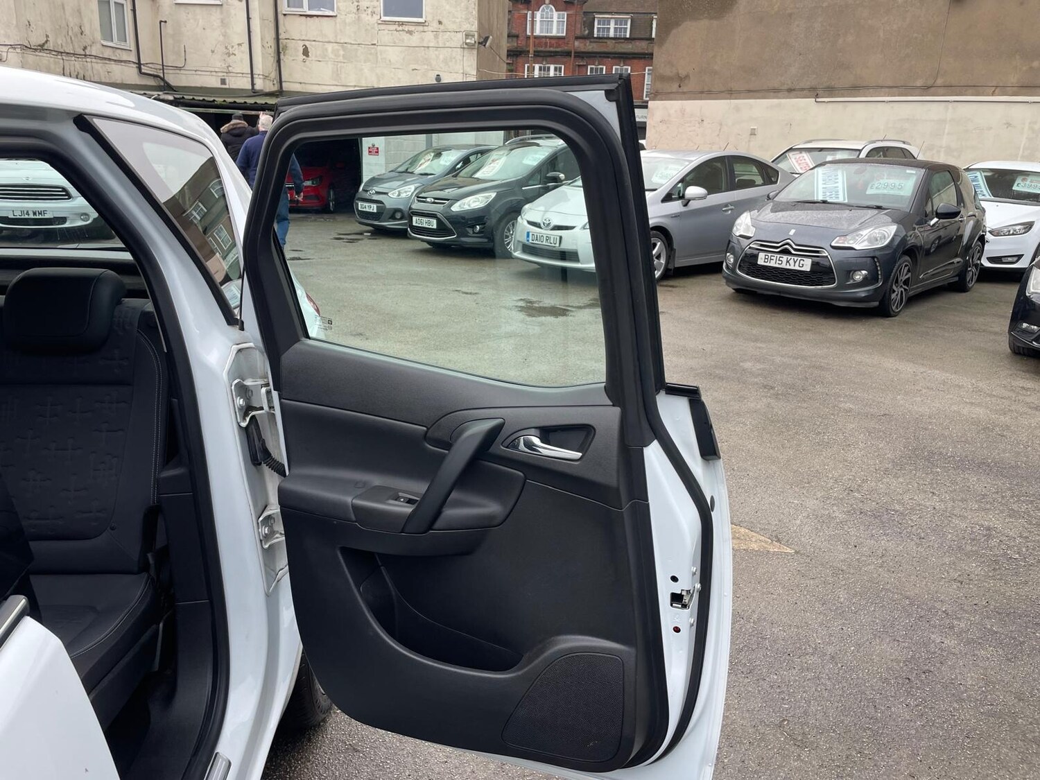 Used Vauxhall Meriva 2014 for sale - 77487268: Photo 19