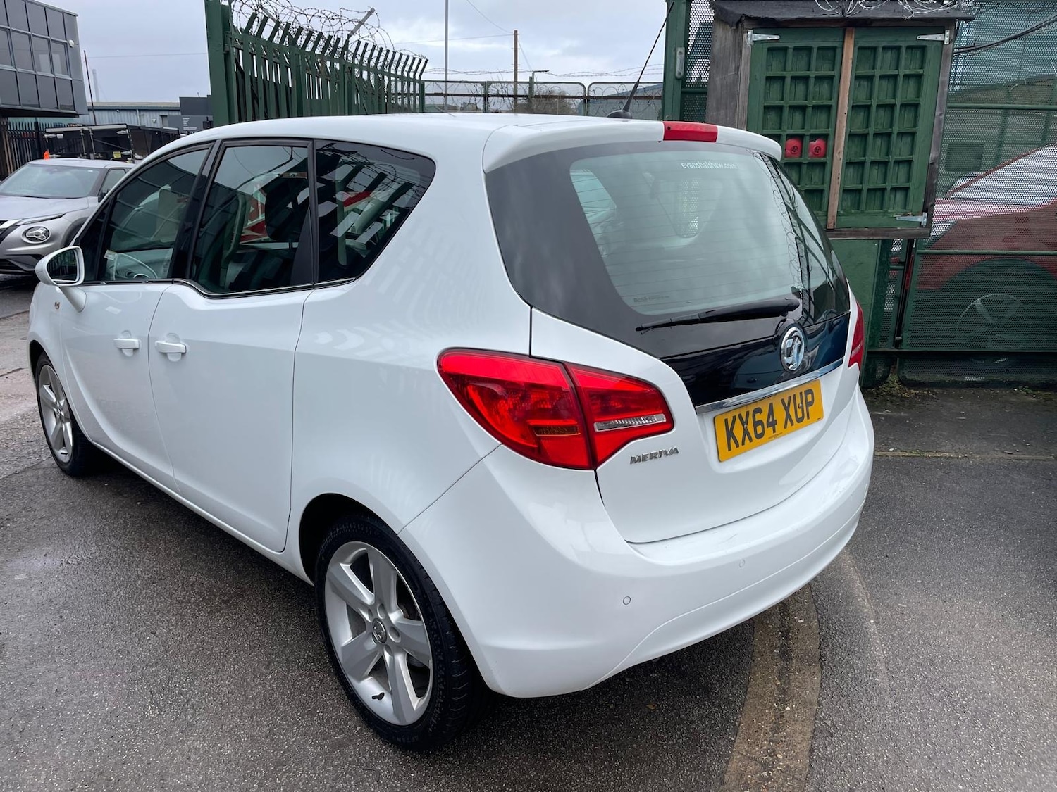 Used Vauxhall Meriva 2014 for sale - 77487268: Photo 4