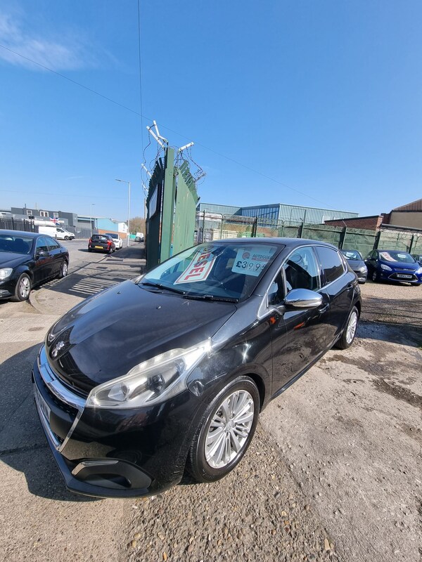 Used Peugeot 208 2015 for sale - 74359764: Photo 1