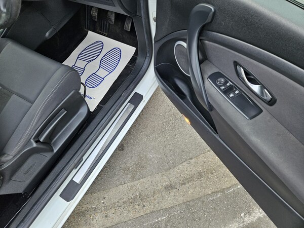Used Renault Megane 2011 for sale - 74075271: Photo 13