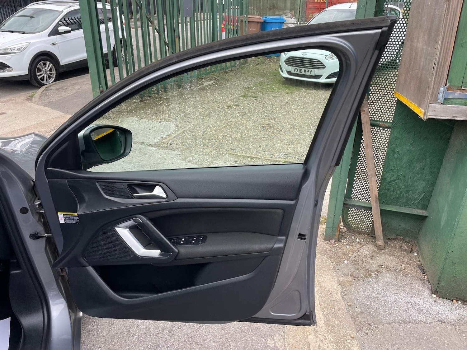 Vehicle 21