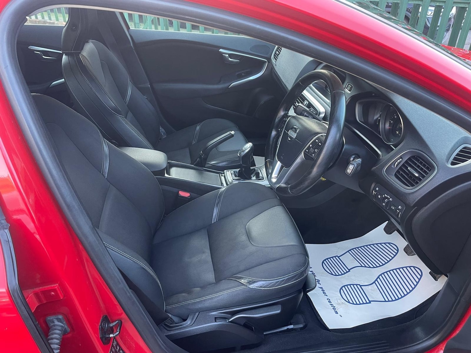 Used Volvo V40 2013 for sale - 77775485: Photo 10