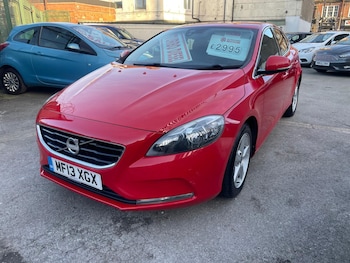 Used Volvo V40 2013 for sale - 77775485: Photo
