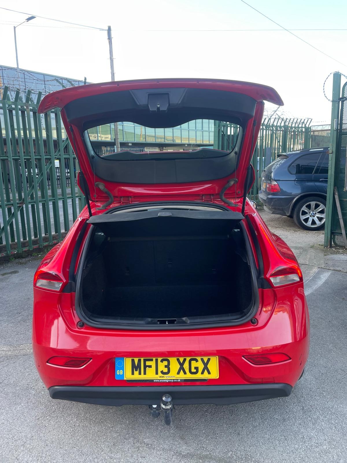 Used Volvo V40 2013 for sale - 77775485: Photo 9