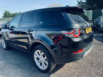 Used Land Rover Discovery Sport 2018 for sale - 75033739: Photo