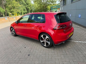 Used Volkswagen Golf 2017 for sale - 78843133: Photo
