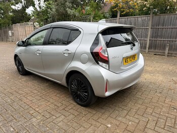 Used Toyota Aqua 2020 for sale - 78548761: Photo
