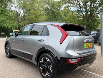 Used Kia Niro 2023 for sale - 78842620: Photo