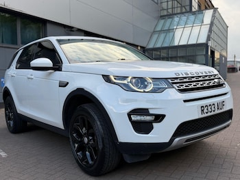 Used Land Rover Discovery Sport 2017 for sale - 79452449: Photo