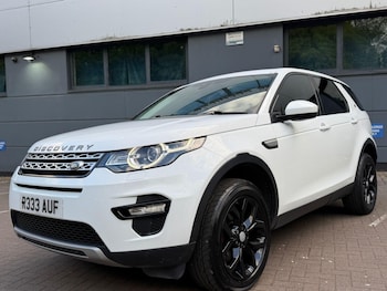 Used Land Rover Discovery Sport 2017 for sale - 79452449: Photo