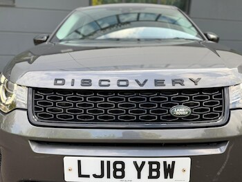Used Land Rover Discovery Sport 2018 for sale - 78517080: Photo