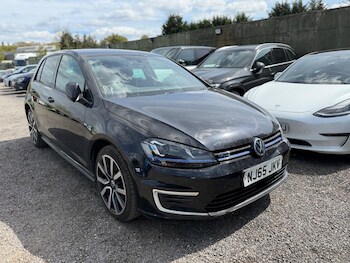 Used Volkswagen Golf 2015 for sale - 78406057: Photo