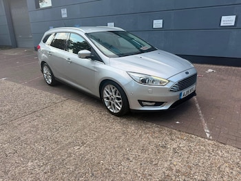 Used Ford Focus 2015 for sale - 79247750: Photo