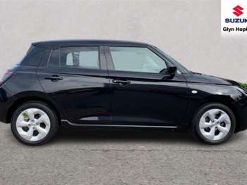 Used Suzuki Swift 2024 for sale - 74504088: Photo
