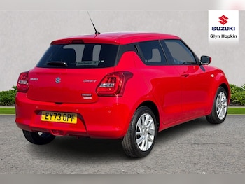 Used Suzuki Swift 2023 for sale - 76003651: Photo