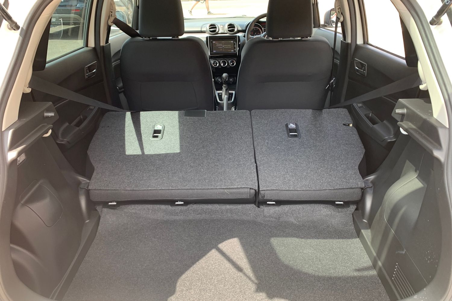 Used Suzuki Swift 2023 for sale - 76868279: Photo 35