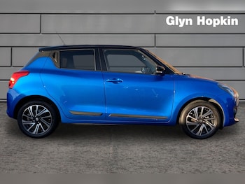 Used Suzuki Swift 2022 for sale - 76563734: Photo