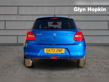 Used Suzuki Swift 2022 for sale - 76563734: Photo