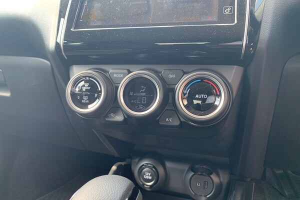 Used Suzuki Swift 2023 for sale - 75392041: Photo 15
