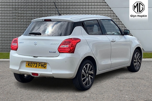 Used Suzuki Swift 2023 for sale - 75392041: Photo 3