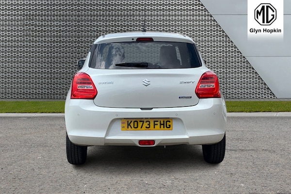Used Suzuki Swift 2023 for sale - 75392041: Photo 4