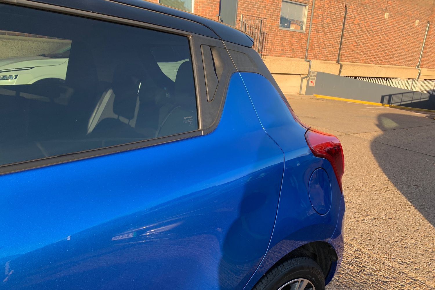 Used Suzuki Swift 2022 for sale - 76874066: Photo 28