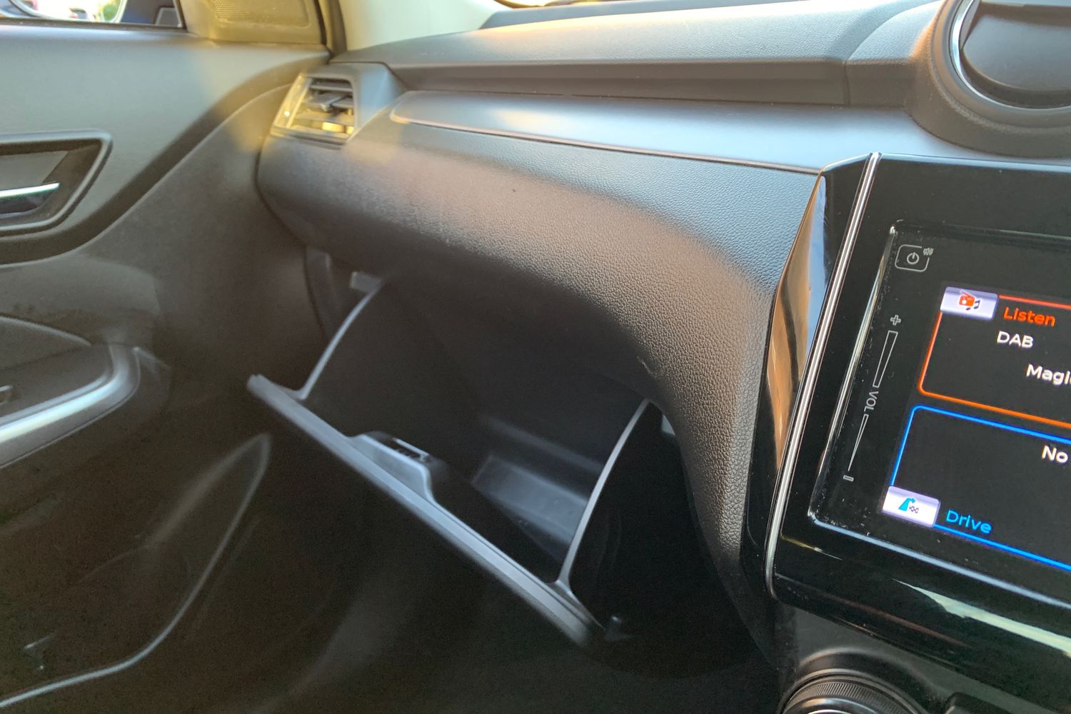 Used Suzuki Swift 2022 for sale - 76874066: Photo 36