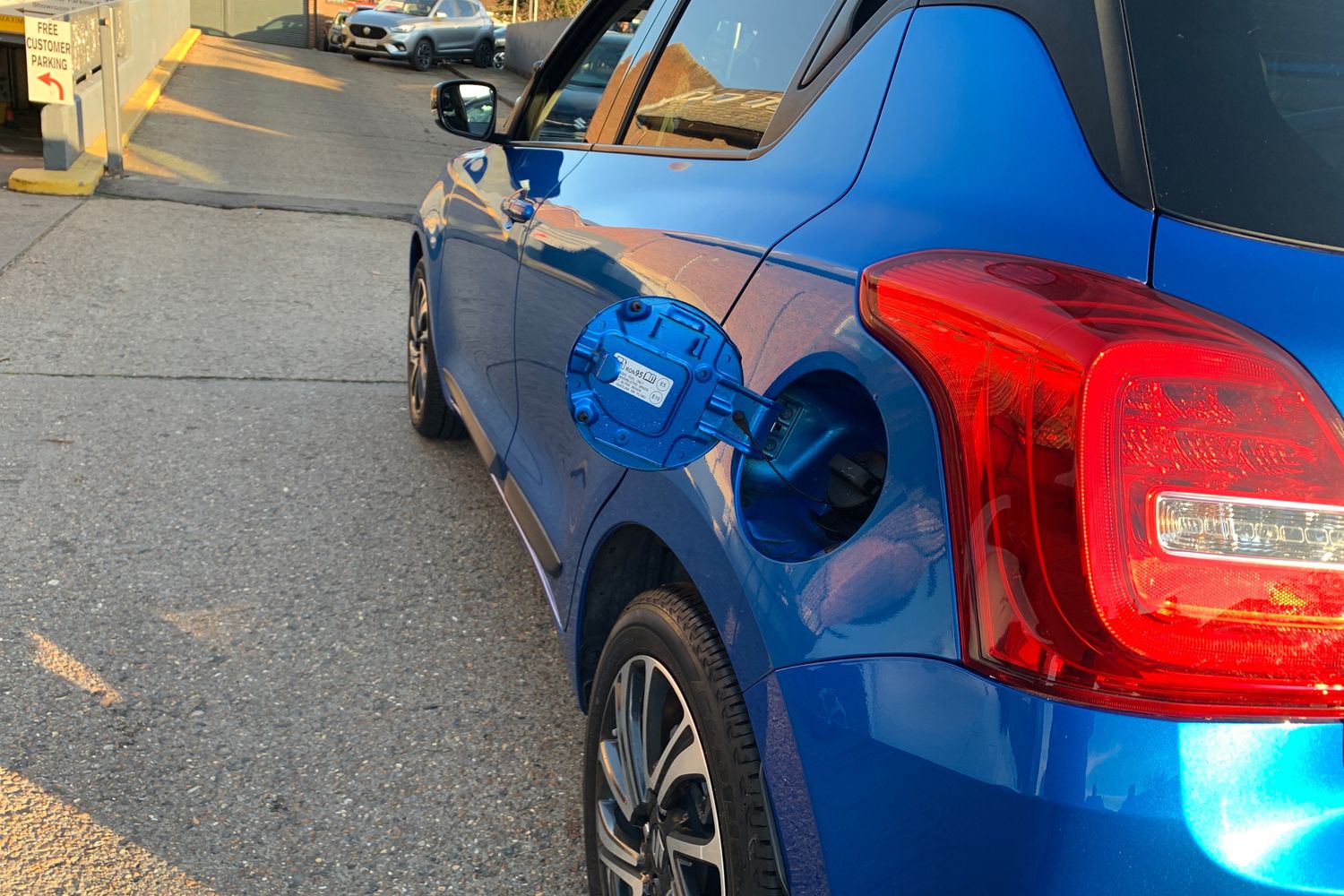 Used Suzuki Swift 2022 for sale - 76874066: Photo 39