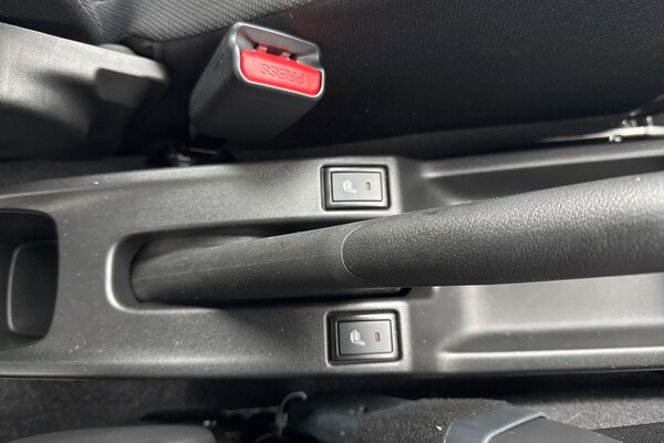 Used Suzuki Swift 2024 for sale - 75391784: Photo 38