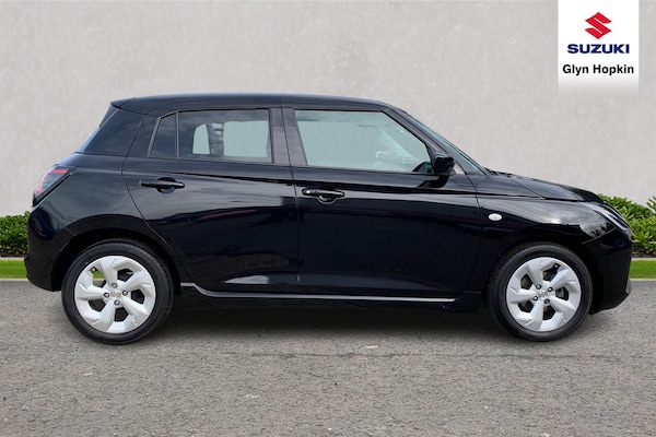 Used Suzuki Swift 2024 for sale - 75391739: Photo 2