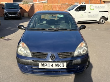 Used Renault Clio 2004 for sale - 75922103: Photo