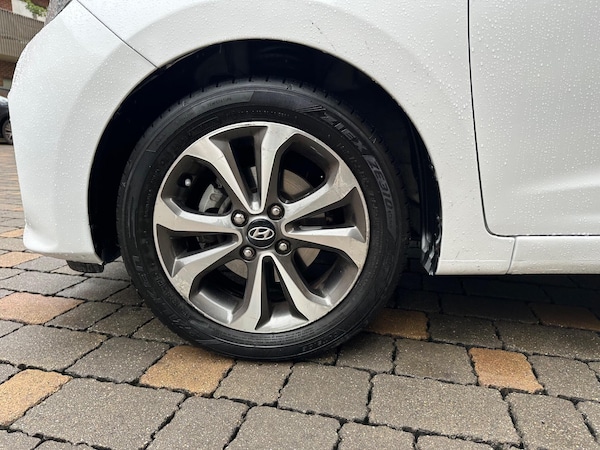 Used Hyundai i10 2019 for sale - 75687577: Photo 19