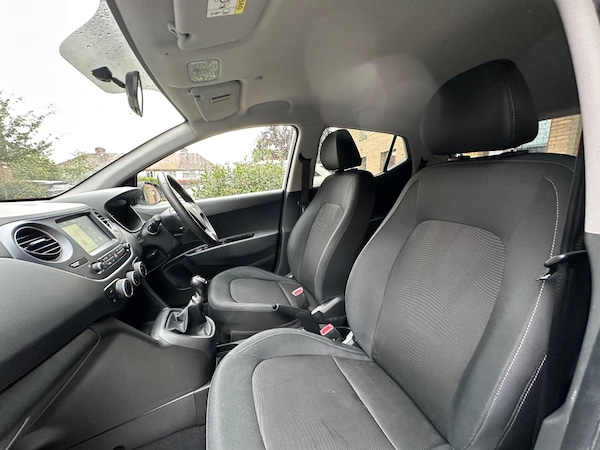 Used Hyundai i10 2019 for sale - 75687577: Photo 22