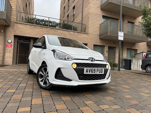 Used Hyundai i10 2019 for sale - 75687577: Photo 4