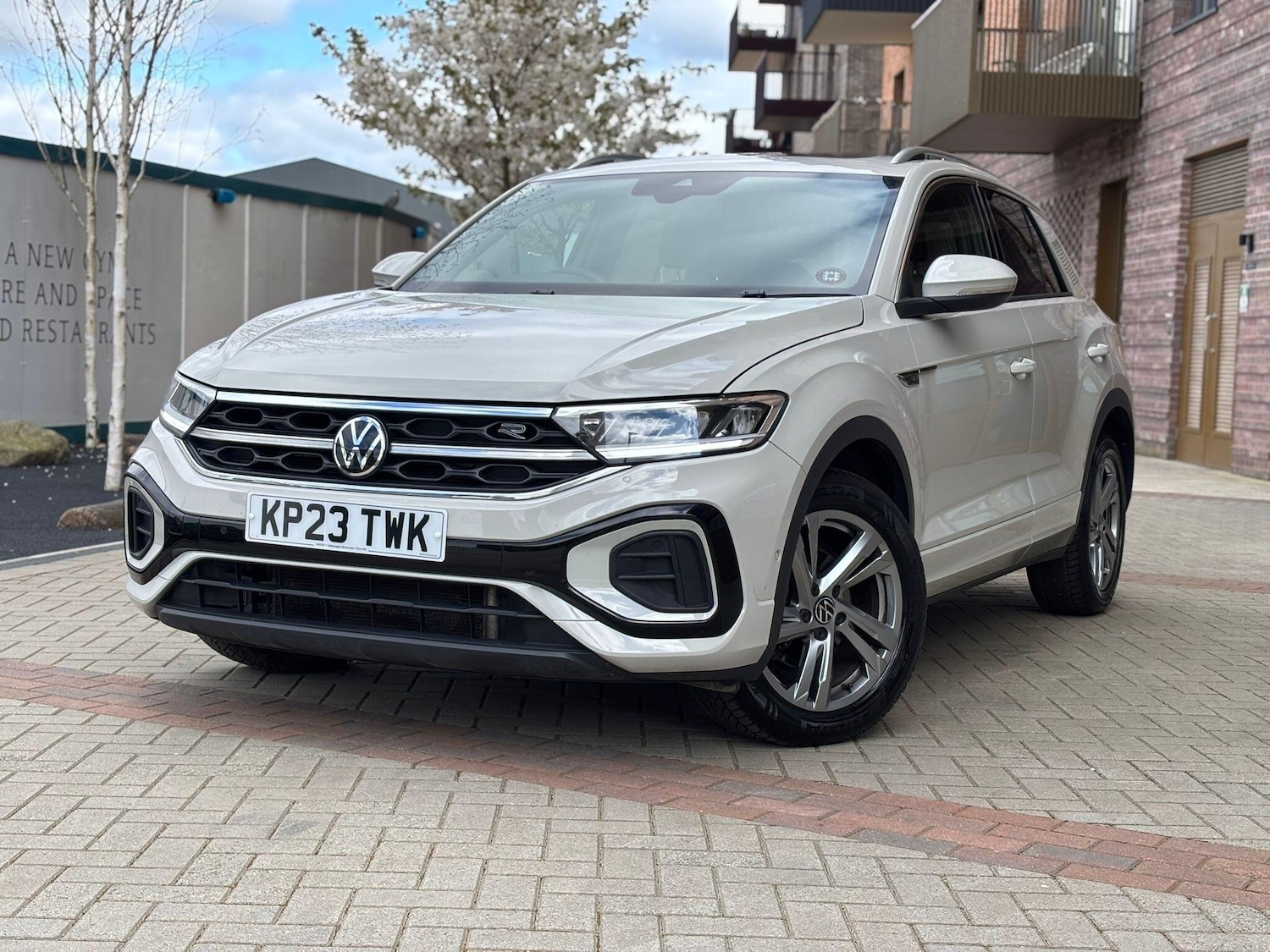 Used Volkswagen T-Roc 2023 for sale - 78115968: Photo 15