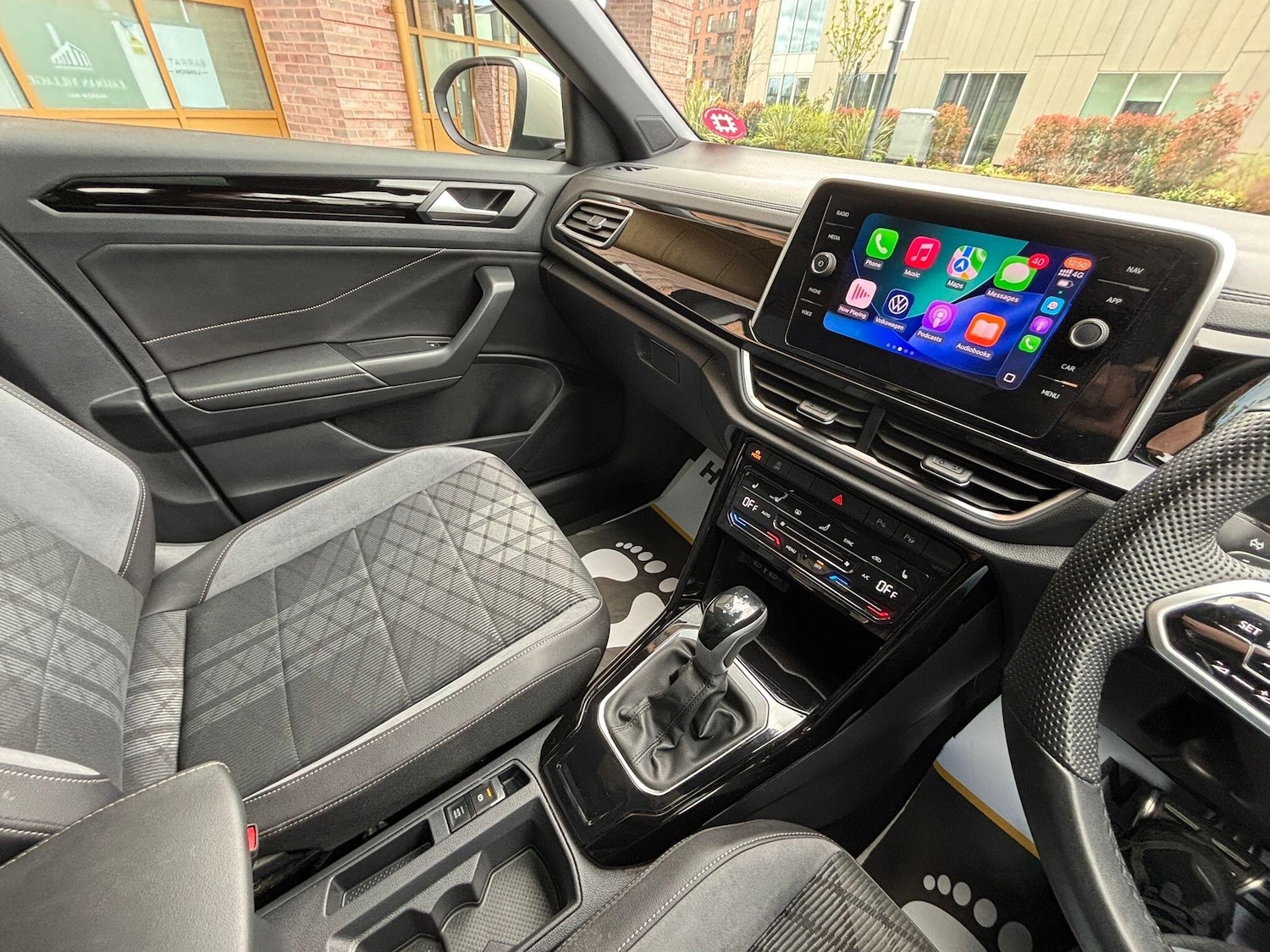 Used Volkswagen T-Roc 2023 for sale - 78115968: Photo 58