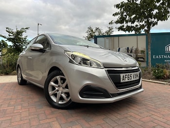 Used Peugeot 208 2015 for sale - 75658285: Photo
