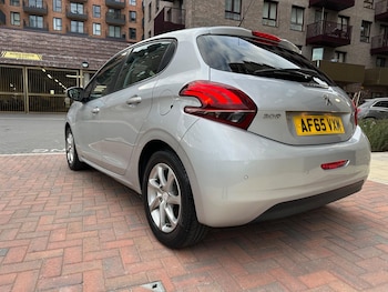 Used Peugeot 208 2015 for sale - 75658285: Photo
