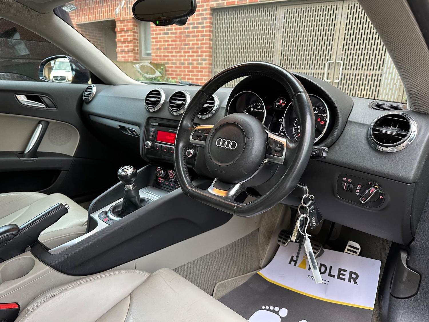 Used Audi TT for sale - 76990504: Photo 10