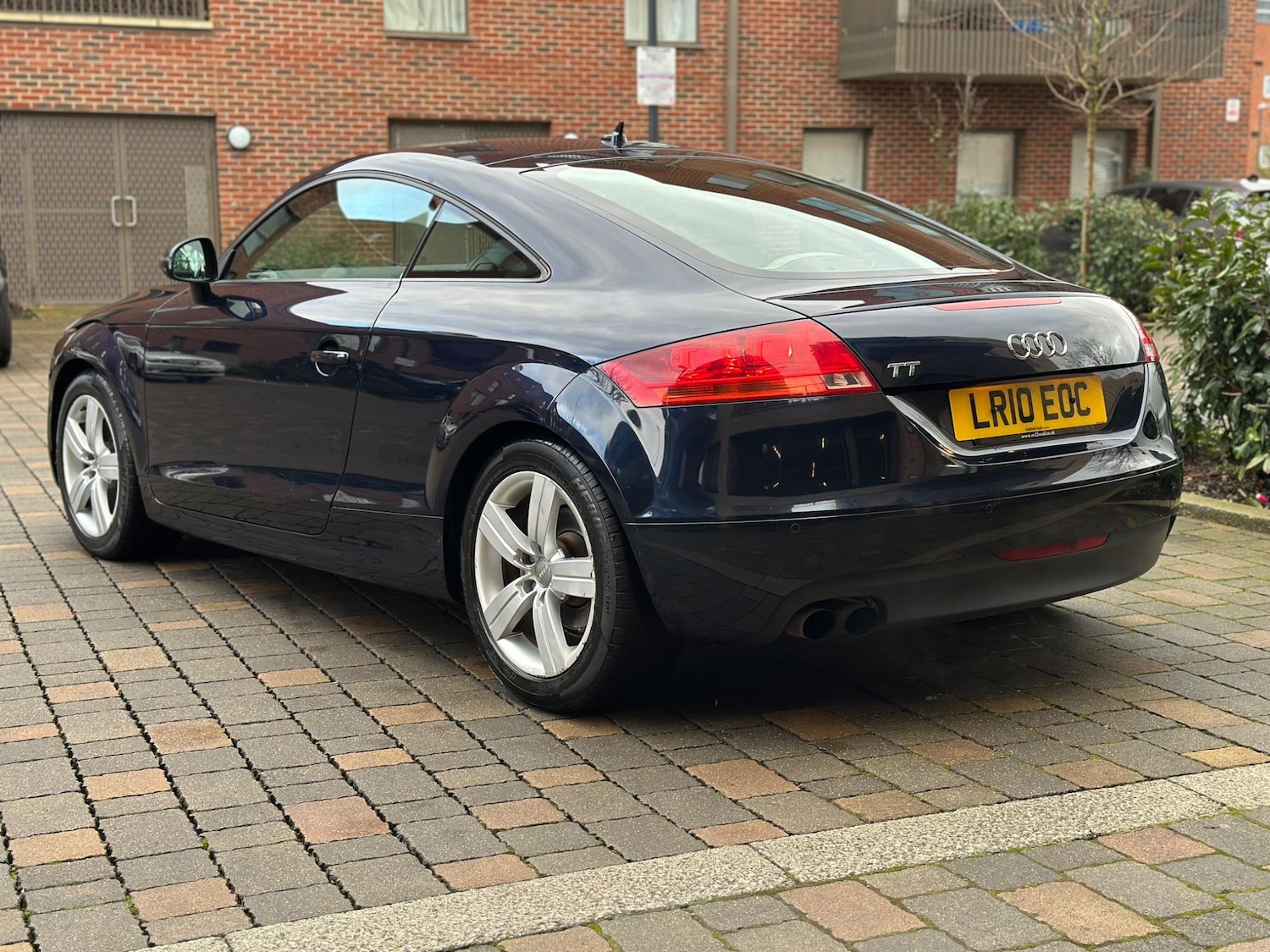 Used Audi TT for sale - 76990504: Photo 2