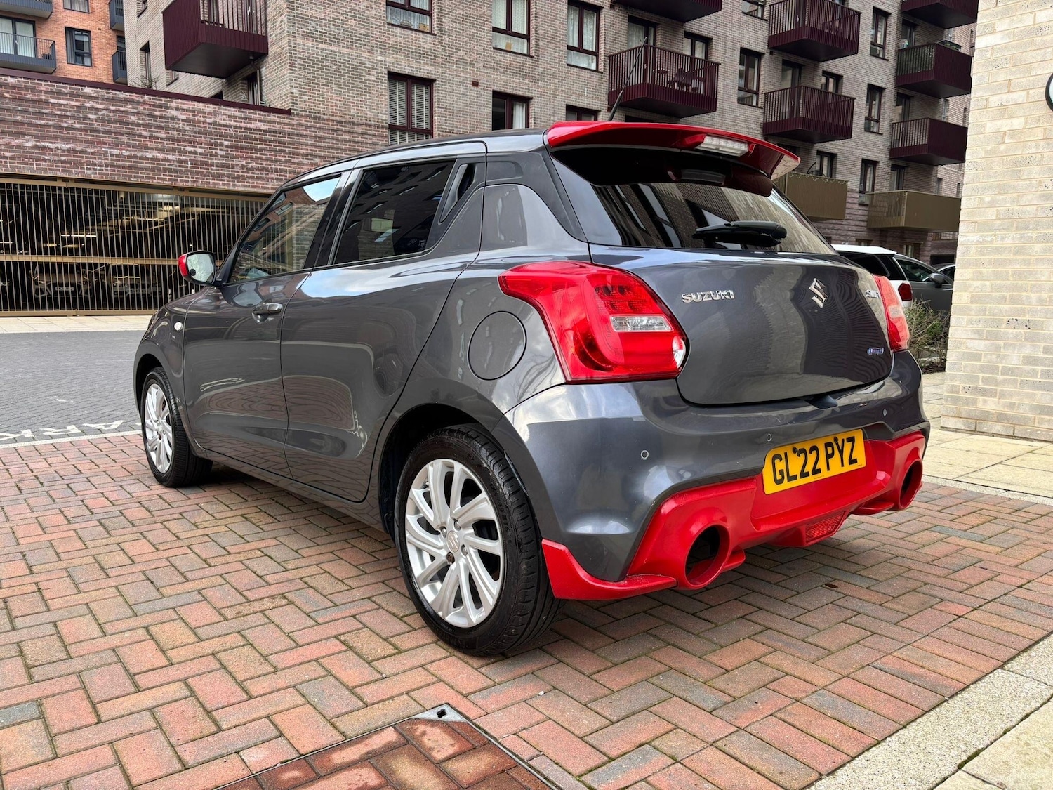 Used Suzuki Swift 2022 for sale - 77497144: Photo 2