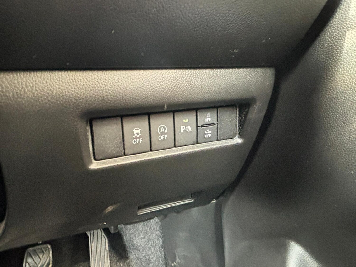 Used Suzuki Swift 2022 for sale - 77497144: Photo 39