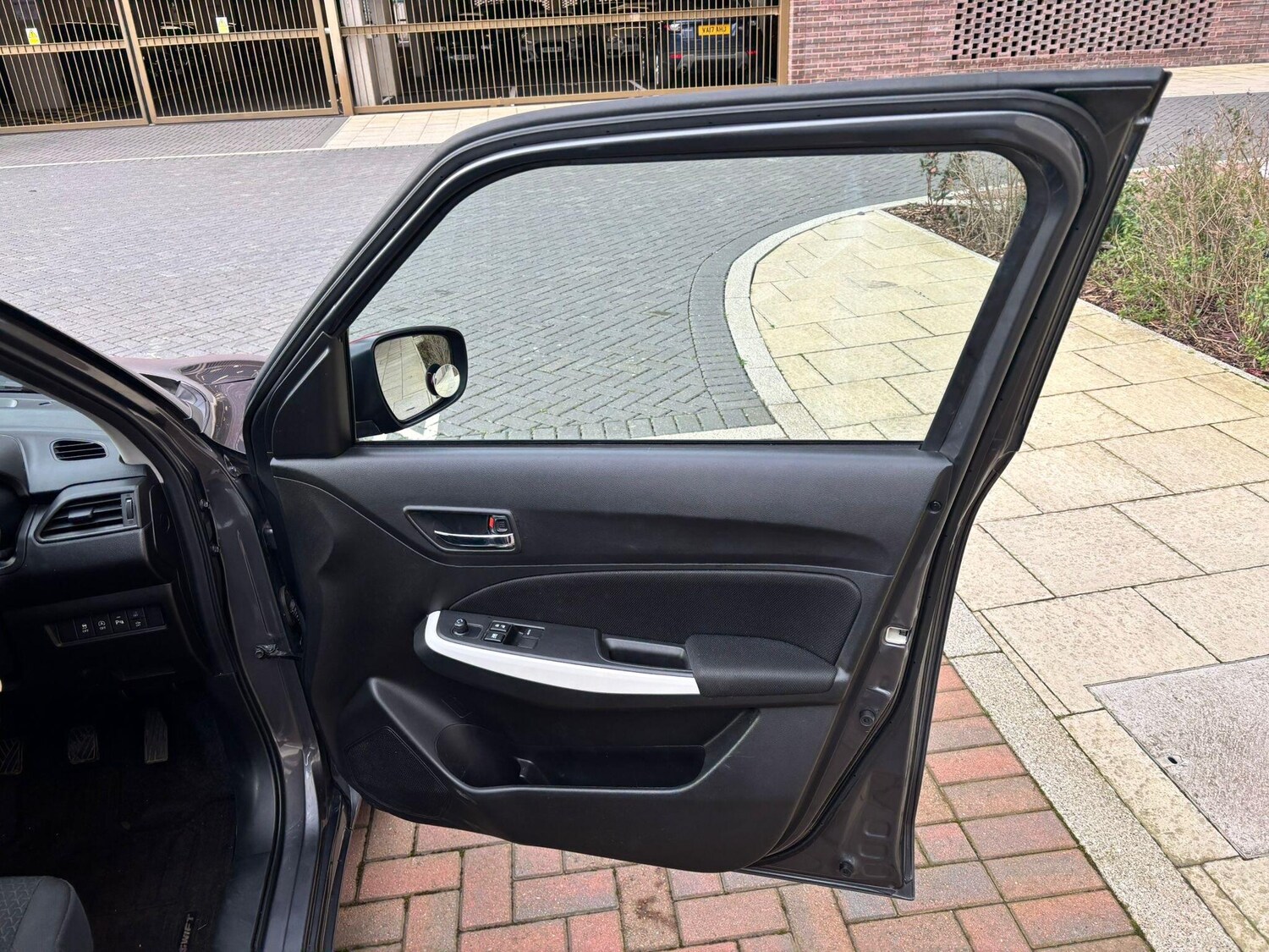 Used Suzuki Swift 2022 for sale - 77497144: Photo 47